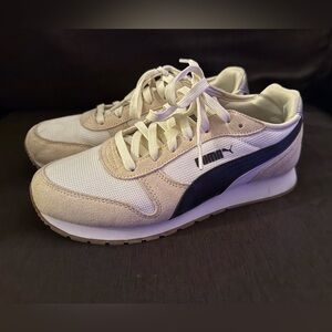 Puma Cream and Black Athletic Sneakers